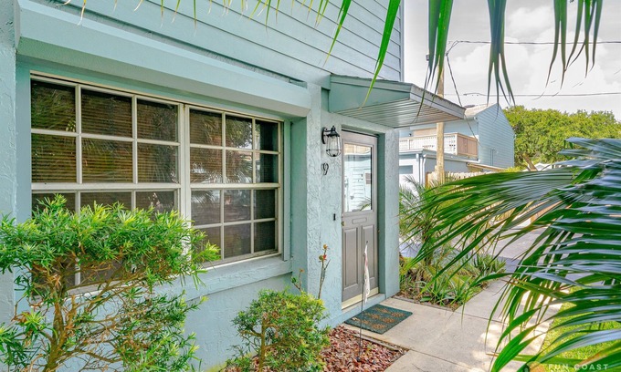New Smyrna Beach Casa | Flagler Avenue adjacent Dog Friendly Home with Garage! Stroll to the Beach!