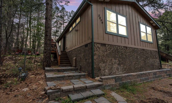 Kachina Village Casa | Flagstaff Cabin en el bosque con barbacoa y hoguera