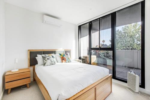 West Melbourne Apartamento | Flagstaff Stanley - Experience Cityscape Simplicity