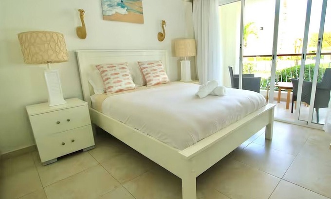 Dominicus Condominio | Flamingo Cabana