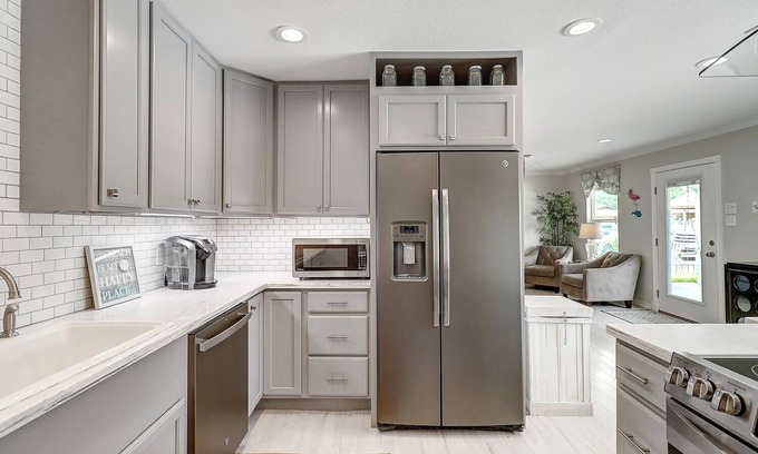 Fulton Casa | Flamingo Flats 3 Bedroom Home by Redawning