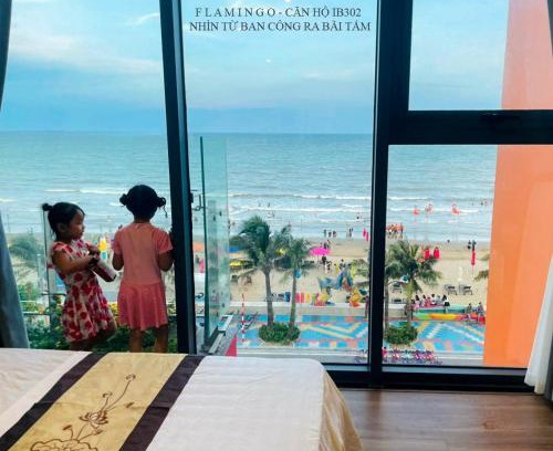Hoang Hoa Apartamento | Flamingo Hải Tiến - Căn góc 2 Phòng - View 2 mặt biển