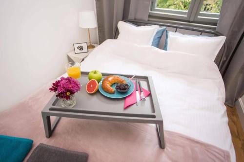 Grbavica Apartamento | Flamingos Apartment ★ Free Parking ★ City Center ★