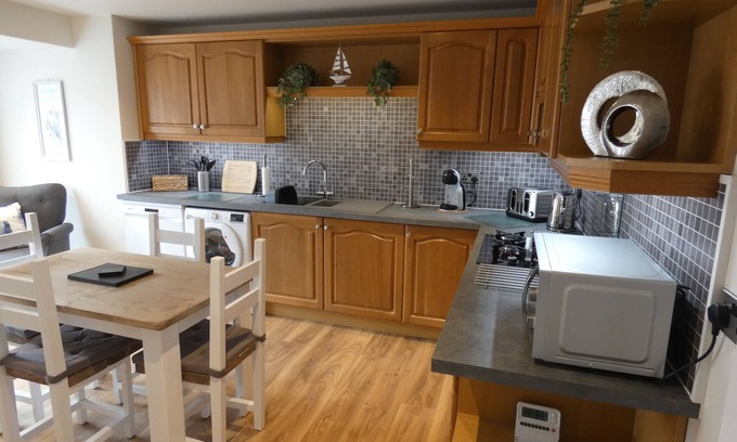 Knott End-on-Sea Cabaña | Flat 1, Sandridge Court