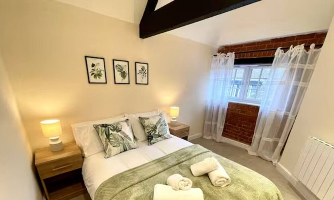 Saffron Walden Apartamento | Flat 10A-Cosy & stylish central apartment