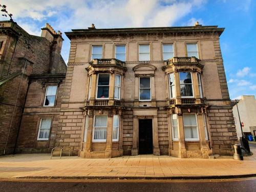 Nairn Casa | Flat 3, Barron House