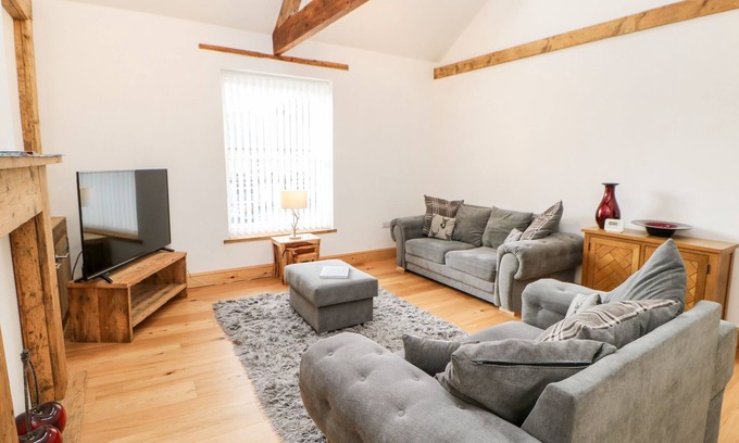 Eastgate Casa | FLAT ABOVE 27, family friendly in Bishop Auckland
