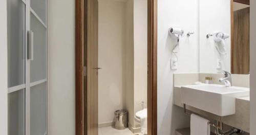 Sete Lagoas Apartamento | Flat Arthur M