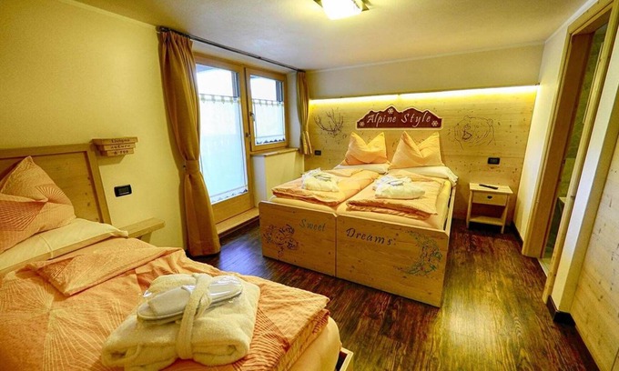 Teola Apartamento | Flat Casciana - Baita Cusini con vistas a la montaña, zona de bienestar y Wi-Fi