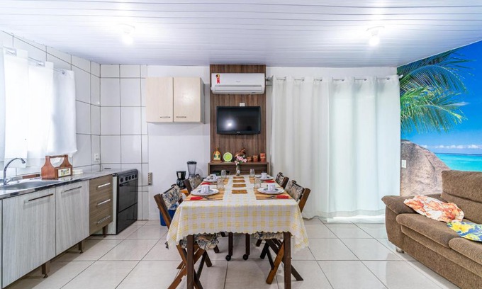 Centro Casa | FLAT COM AR COND. WI-FI TV a CABO PERTO DA PRAIA