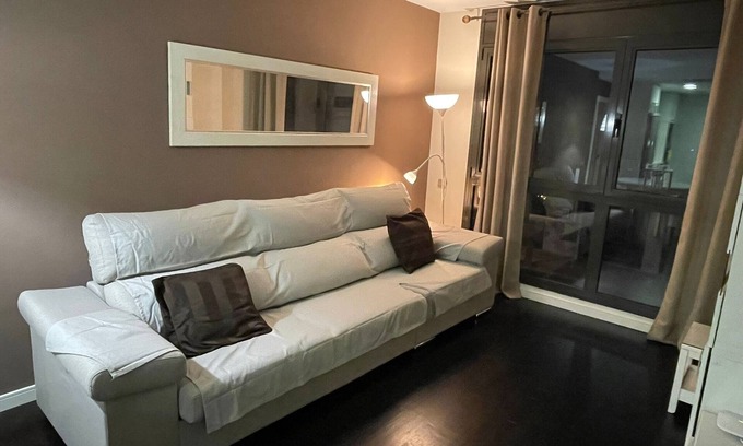 Sabadell Apartamento | COQUETO PISO EN EL CENTRO DE SABADELL, JUNTO A BARCELONA Y PLAYAS