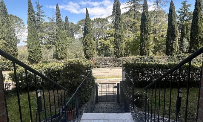 Asciano Apartamento | Flat in Asciano with A/C, Garden,view,parking,walk distance to the centre, quiet