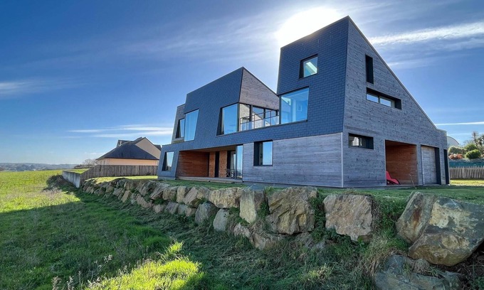 Locquirec Apartamento | Studio with terrace and superb sea view