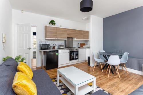 Sefton Park Apartamento | FLATZY - Stylish Abode on Doorstep of Sefton Park *10 minutes to Centre*