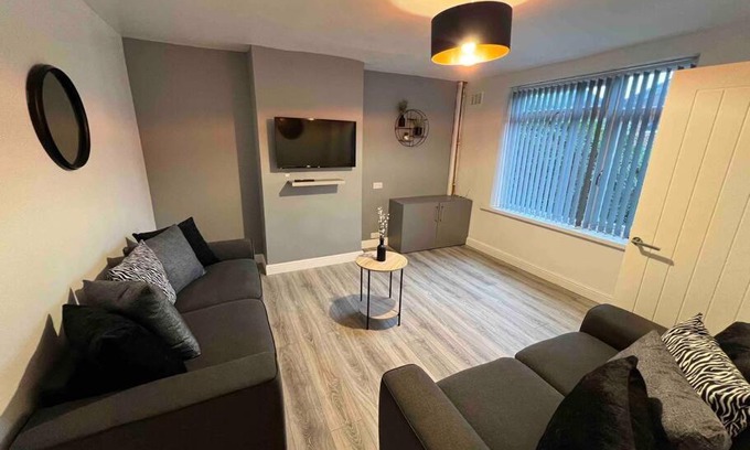 Stonnall Casa | Flaxton-Luxurious Home near #NEC, #BHX