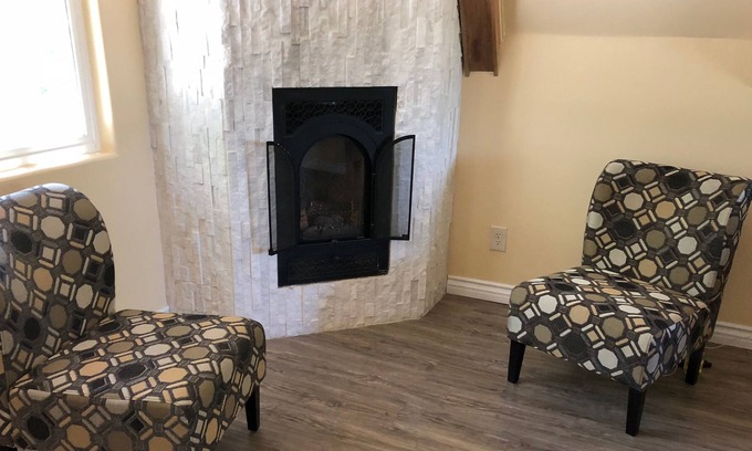 Fair Play Casa | Fleur de Lys Wineries Guesthouse