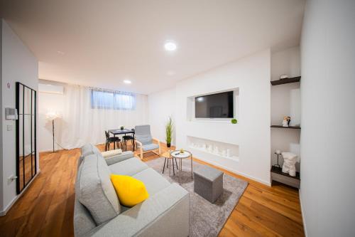 Zagreb Apartamento | Flex SelfCheckIns 189 - Zagreb - Bedroom - Parking