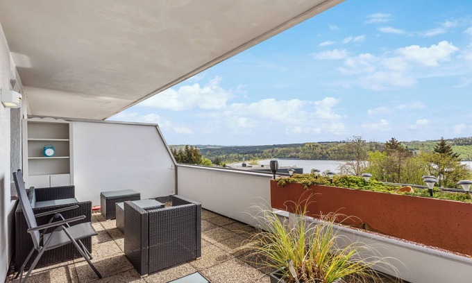 Langscheid Apartamento | Flexi Home - Balcony | Lake View | High-Speed WiFi