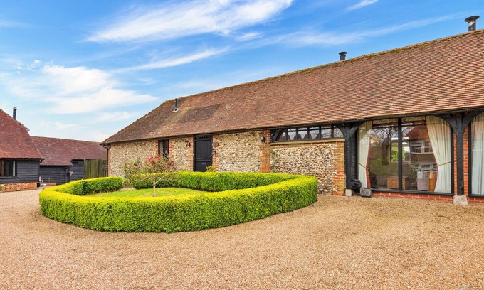 Faversham Cabaña | Flint Barn
