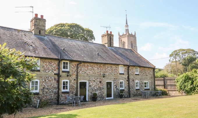 Swaffham Cabaña | Flint Cottage, adecuado para mascotas, con un jardín en Swaffham, Ref 919293