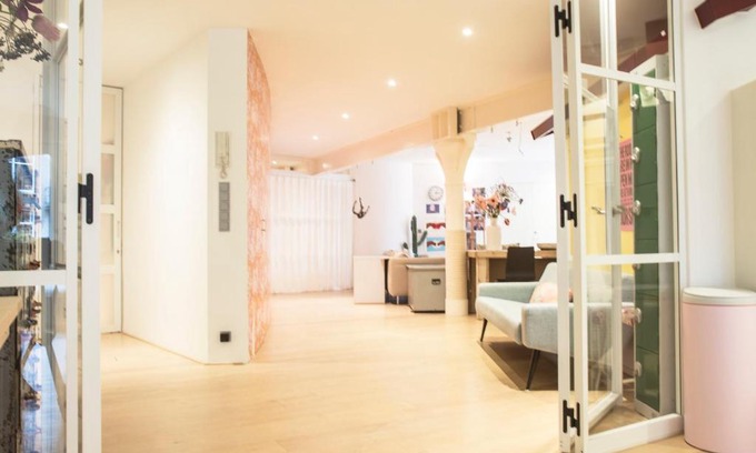Jordaan Cama Y Desayuno | Flo's Atelier - Family studio