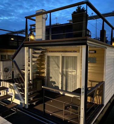 Seca Casa | Floating House Blue Moon