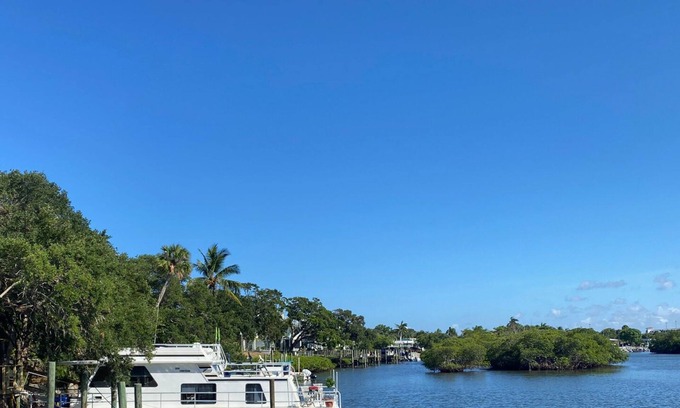 Inlet District Alquiler De Eote | Floating House ~~ Jupiter, FL