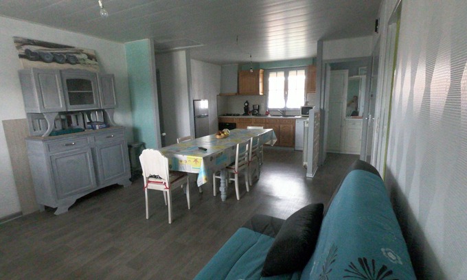 Sainte-Cecile-Plage Apartamento | Piso de una vivienda unifamiliar, cerca de la playa.