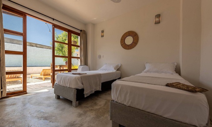 Bocachica Cabina | Flor de Loto Room /Pool/Wifi/Near Ocean