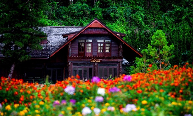 Su Thep Hotel | Flora Creek Resort & Garden Chiang Mai
