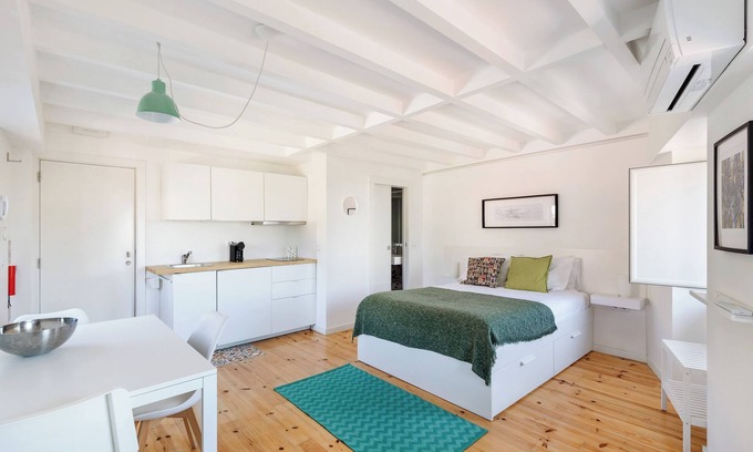 Lordelo do Ouro e Massarelos Apartamento | Flora3 Flora Apartments, Studio w/ Garden View
