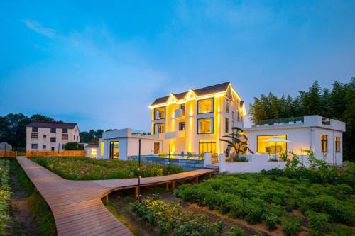 Chizhou Hotel | Floral Hotel Jiuhuashan Xiluzhanyi B&B