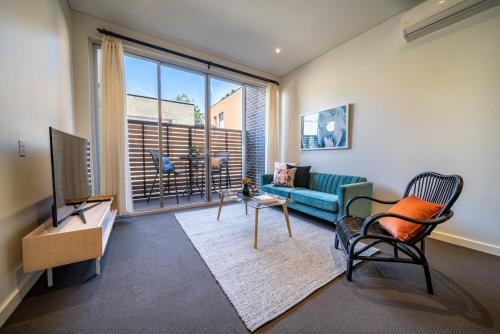 Adelaide Central Business District Apartamento | Floral on Frew 2BR Staycation CBD WiFi