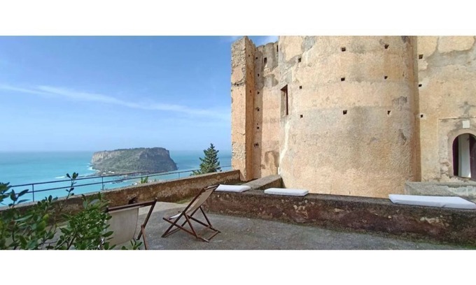 Praia a Mare Casa | Floresta Castle for 6 people sea view