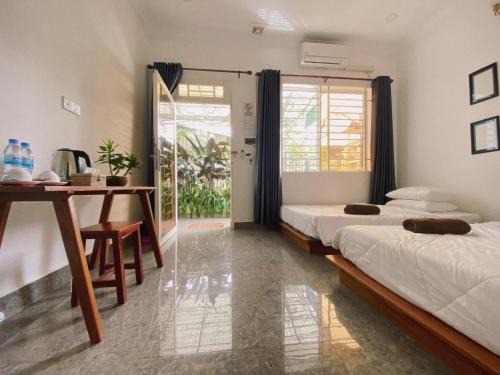Mittakpheap Apartamento | Flower Home ផ្ទះសំណាក់ ហូមផ្កា