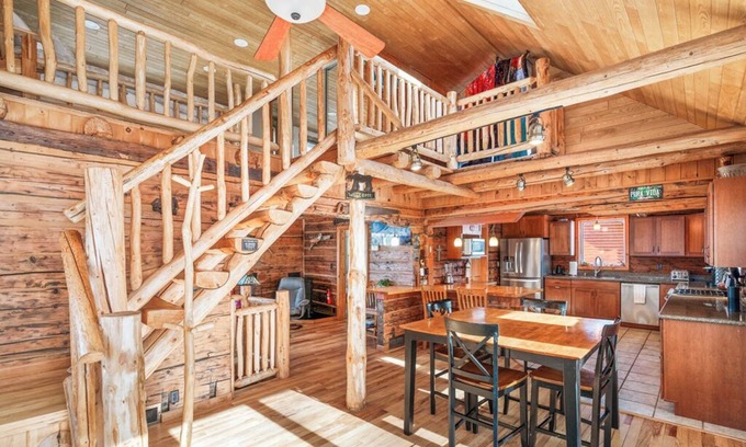 Two Harbors Casa | Flowing Waters Log Home - Historic Charm, Modern Comfort