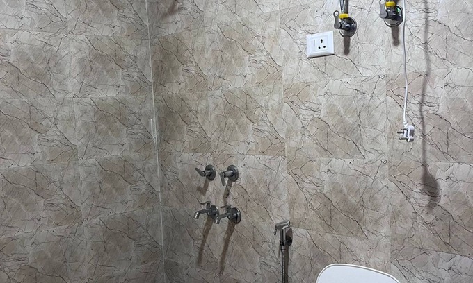 Vasant Kunj Hotel | Fly & Stay: Delhi Airport Flashpackers