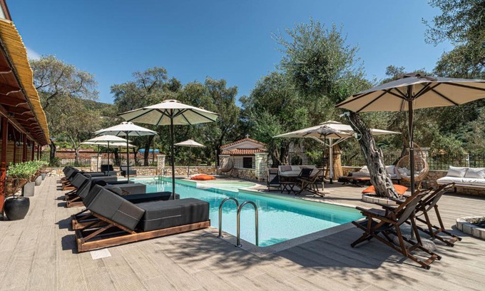 Parga Hotel | fns lounge suites