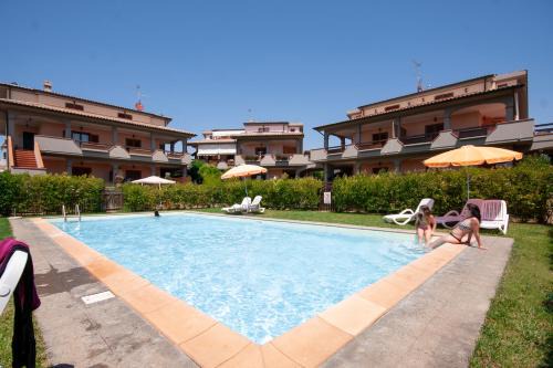 Follonica Apartamento | Follonica Apartments - Pool & Relax