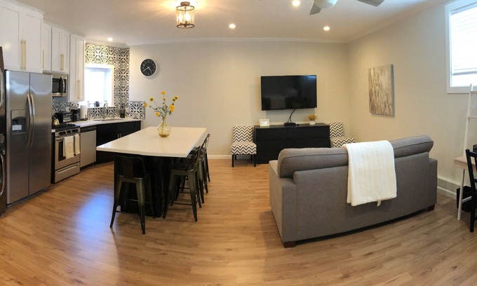 Represa Apartamento | Folsom's Finest Studio