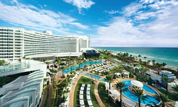 Mid Beach Complejo | Fontainebleau Miami Beach