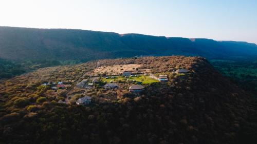 Mto wa Mbu Cabina | Foot On Africa Safari Lodge