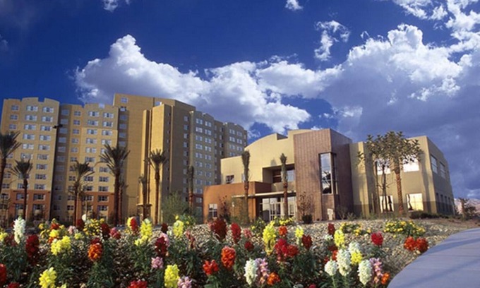 Enterprise Condominio | PENNZOIL Ganga de fin de semana de carrera $ 69/149 por noche!-condo 4 invitados en el Grandview