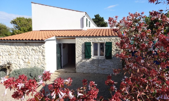 Dolus-d'Oleron Casa | Para unas vacaciones familiares tranquilas cerca de la playa y el bosque.