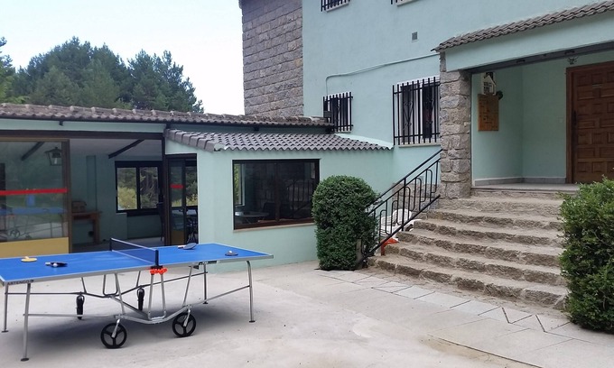 Navarredonda de Gredos Apartamento | Para GRUPOS de amigos o FAMILIAS