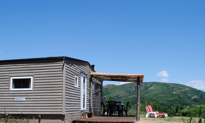 Saint-Julien-du-Gua Casa | Para los amantes de la naturaleza y la calma.