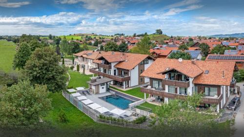 Rosshaupten Apartamento | FOR MOMENTS Apartments & Spa