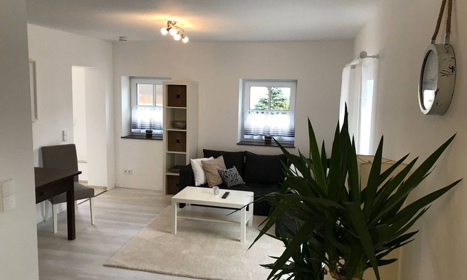 Grossheppach Apartamento | Para el huésped exigente - descuento del alquiler mensual - hermosa terraza