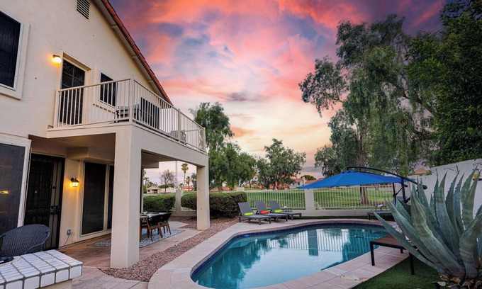 Arrowhead Ranch Casa | Pool- Outdoor Projector- 2 Kings- Game Room w/Bar