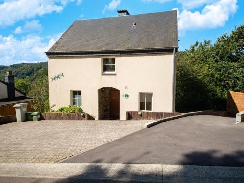 Bouillon Apartamento | Forest-Edge Hideaway, Bouillon